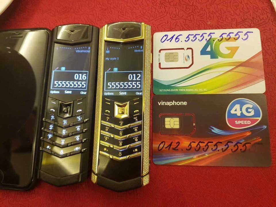 Kỷ lục sim VIP 11 số: Vừa trao tay 9 tỷ tiền tươi tối qua? - 2
Hai đại gia vừa giao dịch thành công (Ảnh: NVCC)