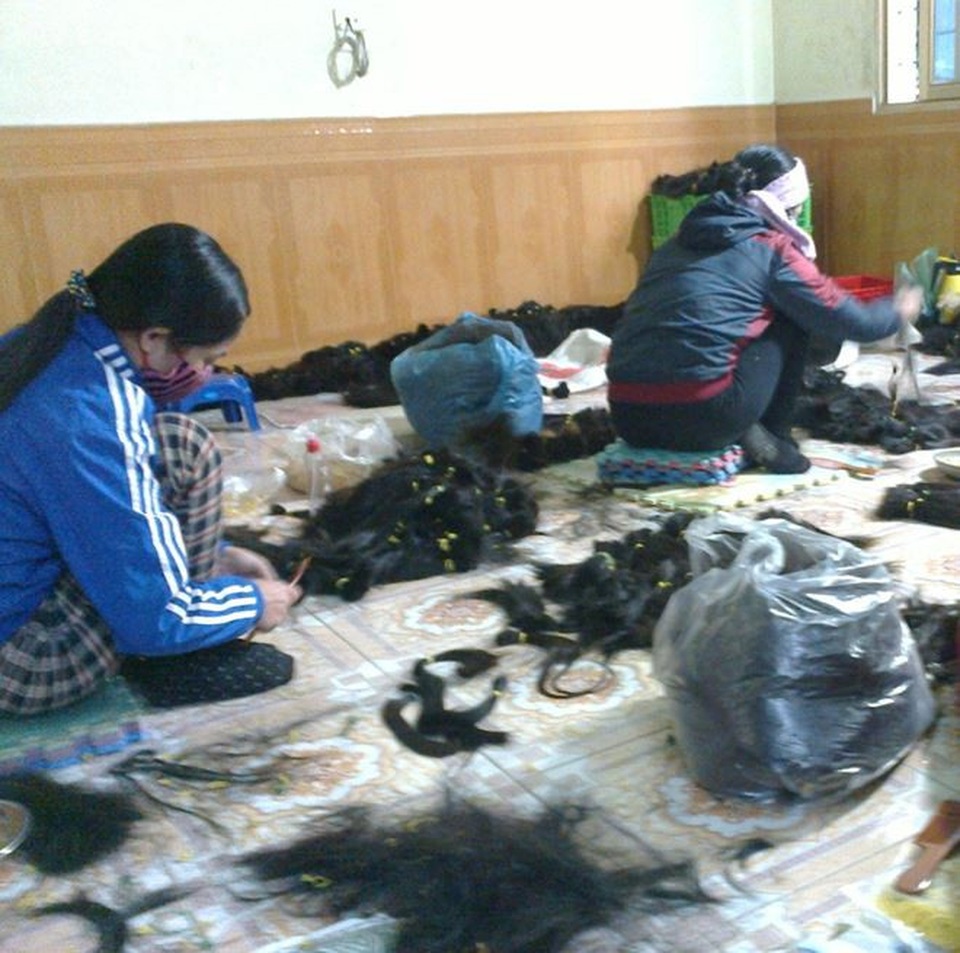 Làng chuyên hành nghề "mua của người chán, bán cho người cần" - 2 Tóc thu mua về làng Đông Bích