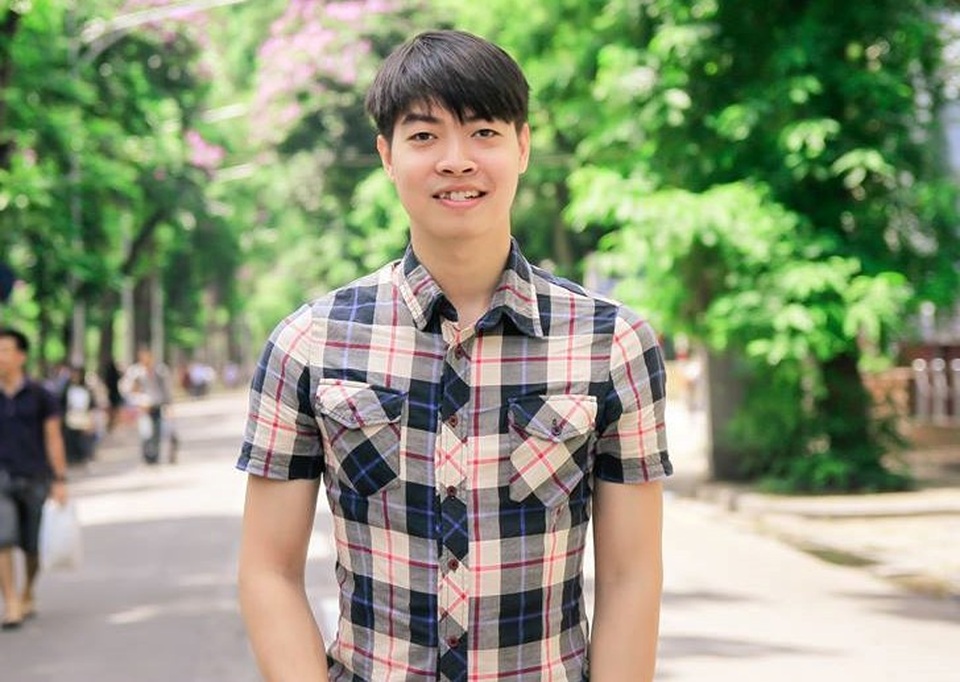 Thầy giáo trẻ thường đeo kính râm trong các giờ kiểm tra - 2 Thầy giáo trẻ thường đeo kính râm trong các giờ kiểm tra - 2