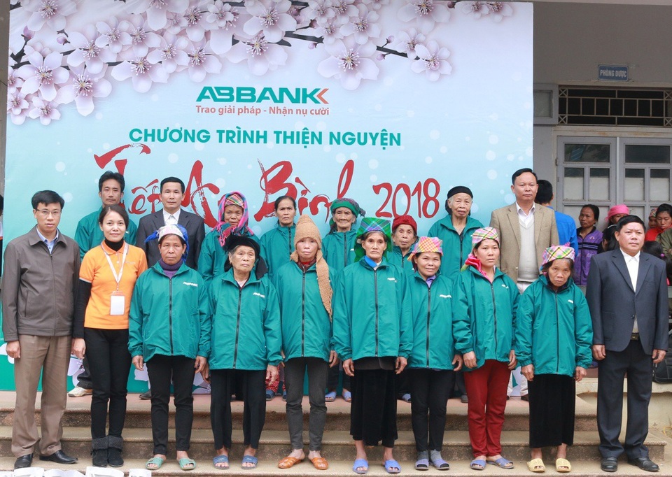 Tết An Bình 2018 – Cùng ABBANK sải cánh yêu thương - 1