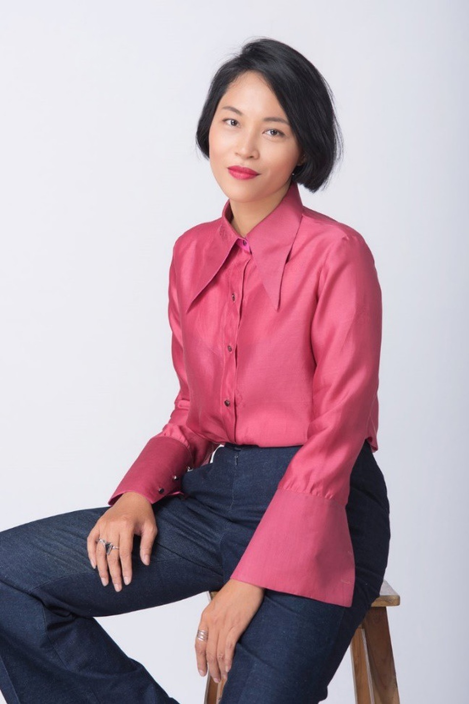 NTK Diệu Anh: “Đồ mặc lại có đẹp hay không phụ thuộc vào cách chăm sóc quần áo” - 1
NTK Diệu Anh cho rằng “mới hoá” quần áo phải xuất phát từ chính cách chăm sóc trang phục của mỗi người