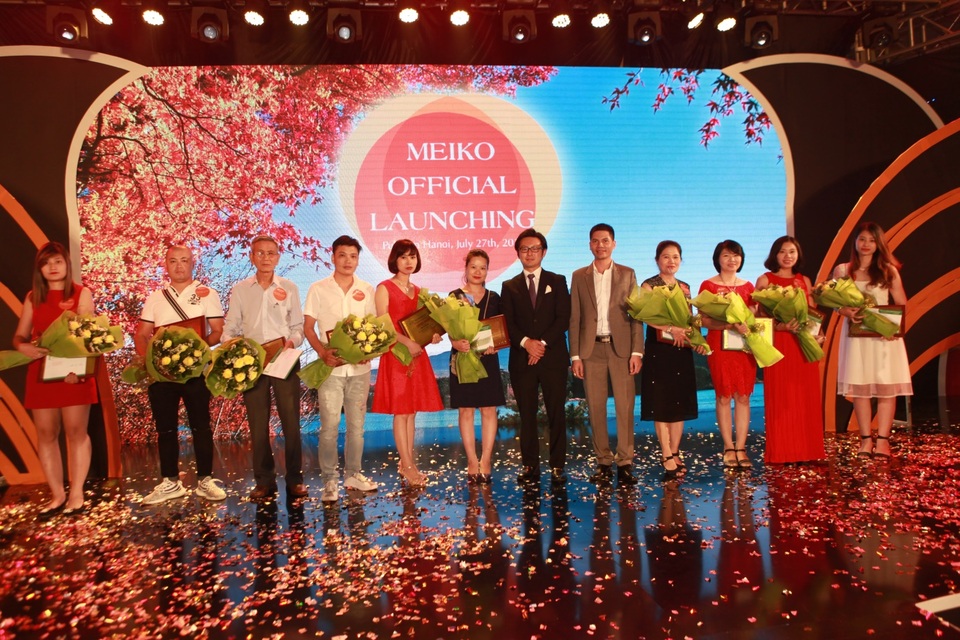 Văn hóa và vẻ đẹp Meiko tôn vinh đẳng cấp người tiêu dùng Việt - 10 Văn hóa và vẻ đẹp Meiko tôn vinh đẳng cấp người tiêu dùng Việt - 10