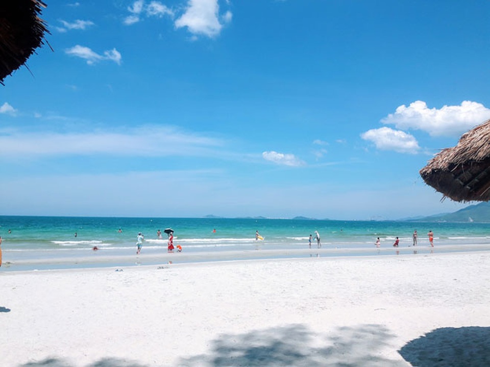Ở Nha Trang có một bãi biển đẹp "thần sầu", chẳng kém gì Hawai - 4 Ở Nha Trang có một bãi biển đẹp "thần sầu", chẳng kém gì Hawai - 4
