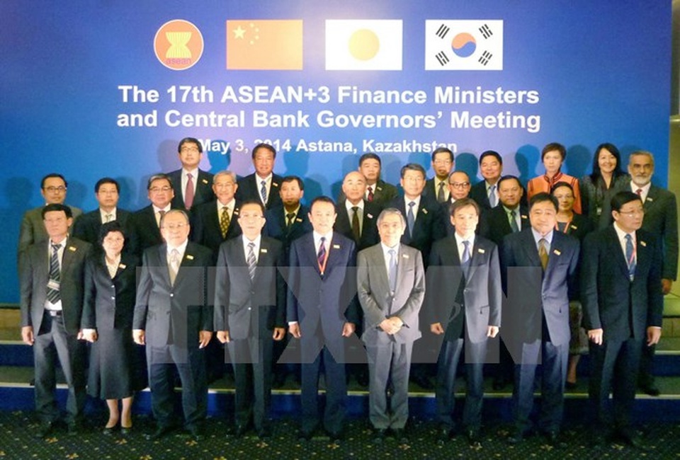 50 năm ngày thành lập ASEAN - những sự kiện đáng nhớ - 14
Hội nghị Bộ trưởng Tài chính và Thống đốc Ngân hàng Trung ương ASEAN+3 (Trung Quốc, Nhật Bản và Hàn Quốc) tổ chức tại Thủ đô Astana (Kazakhstan), ngày 3/5/2014. (Ảnh: Tư liệu TTXVN)