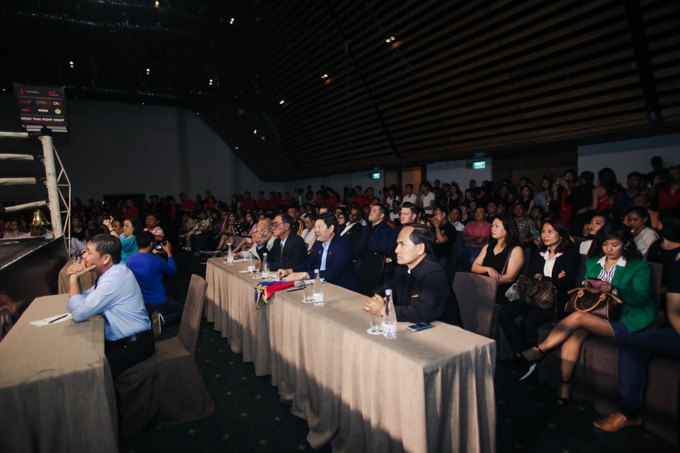 Muay Thai Fight Night 2017 là chương trình đầy ý nghĩa, được California Fitness and Yoga tổ chức với quy mô lớn, kết hợp với các tổ chức uy tín về thể thao, võ thuật tại TPHCM.