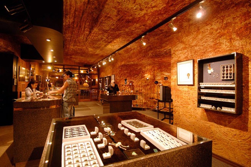 Trở về "thời tiền sử" tại 7 khách sạn hang động độc và lạ nhất hành tinh - 5