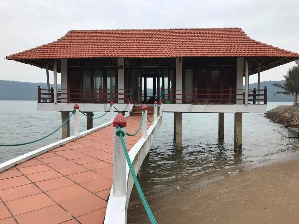 Có một hòn đảo hoang sơ tuyệt đẹp để "trốn Tết" ở Quảng Ninh - 8 Có một hòn đảo hoang sơ tuyệt đẹp để "trốn Tết" ở Quảng Ninh - 8