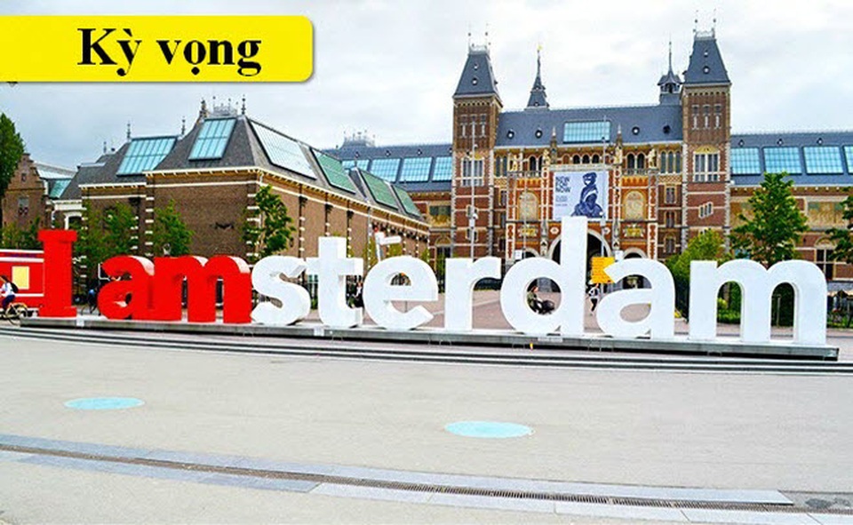 Thực tế phũ phàng tại 15 địa điểm du lịch nổi tiếng - 17