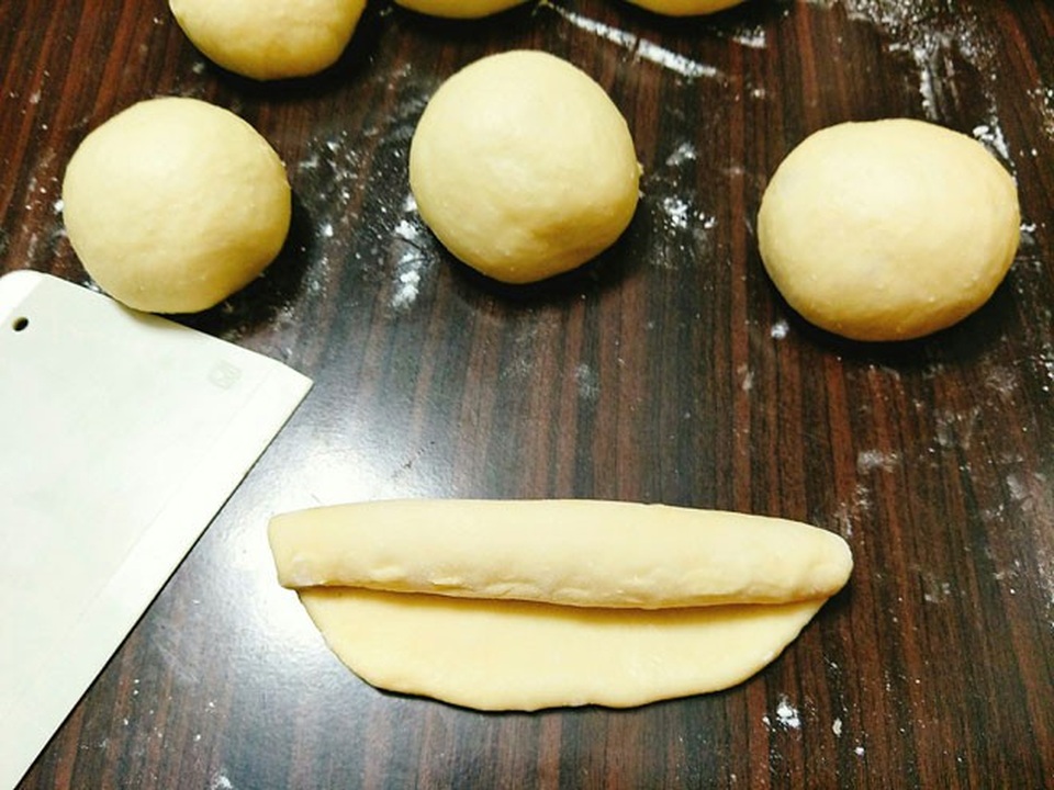 Tự làm bánh mì tươi đơn giản, thơm phức ngon hơn ngoài hàng - 7 Tự làm bánh mì tươi đơn giản, thơm phức ngon hơn ngoài hàng - 7
