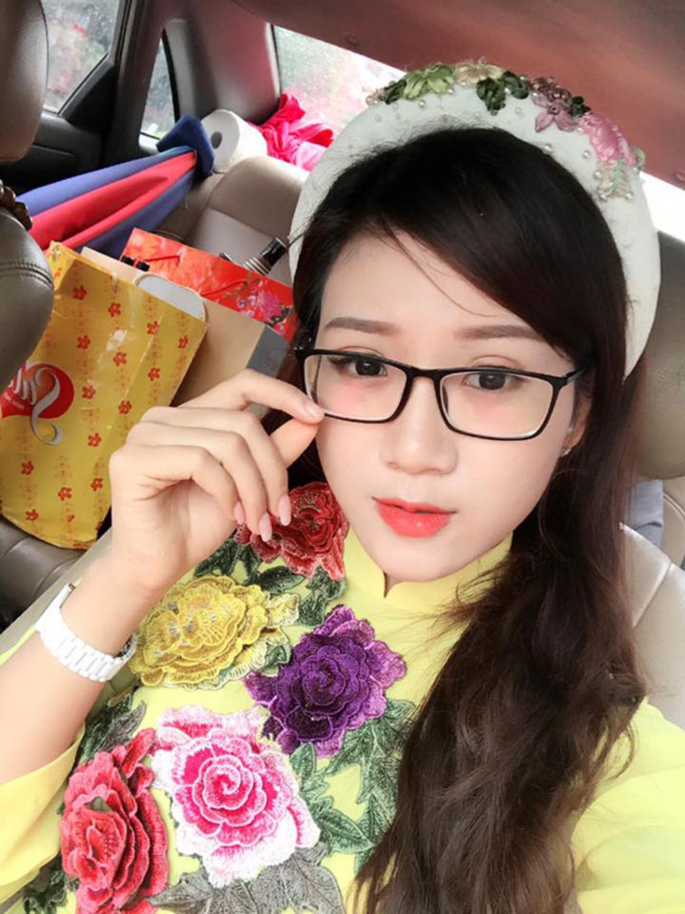 Chỉ với 1 bức ảnh, hai cô gái này đã "nổi như cồn" trên mạng xã hội - 19 Chỉ với 1 bức ảnh, hai cô gái này đã "nổi như cồn" trên mạng xã hội - 19
