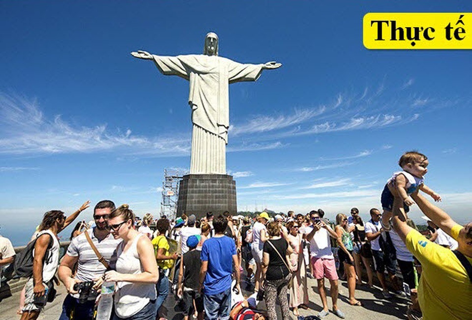 Tượng Chúa Kitô Cứu Thế ở Rio de Janeiro, Brazil.