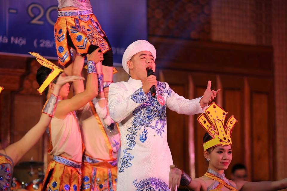 
Con đường phía trước đang mở rộng, chờ đợi Hoàng Thanh Long bước tiếp...
