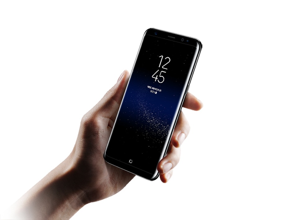 Thiết kế Galaxy S8 nâng tầm giao diện người dùng - 2 Phím Home ảo được khéo léo thiết kế màn hình và có khả năng cảm ứng lực như phím Home vật lý trước đây. Các phím điều hướng truyền thống cũng có thể cá nhân hóa thành những màu sắc khác nhau tùy ý người dùng.