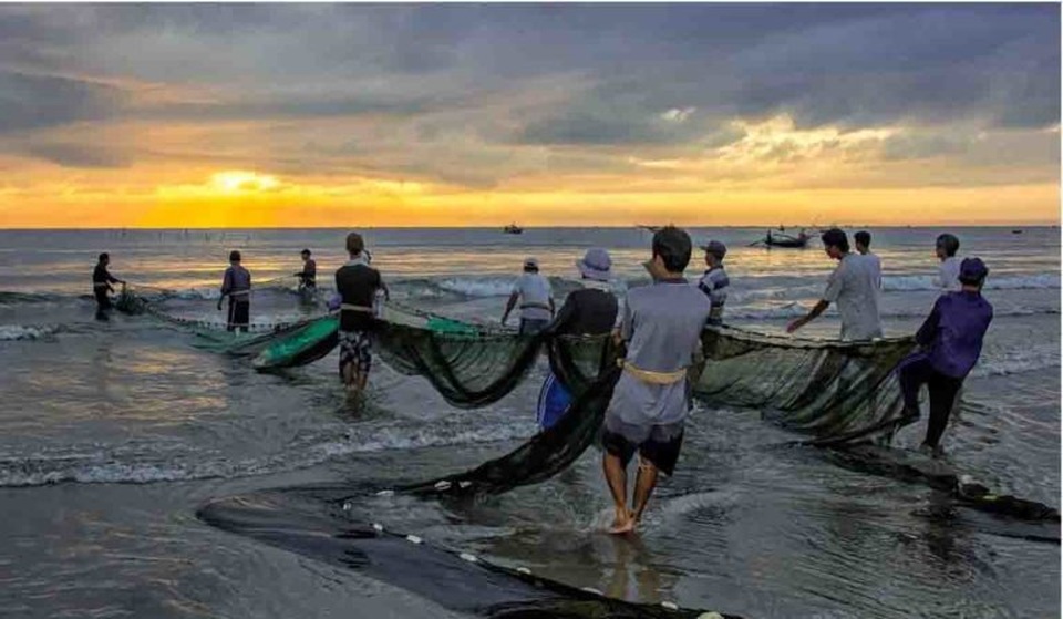 Biển Hải Hòa – chốn bình yên cho mùa hè thêm thơ mộng - 2 Biển Hải Hòa – chốn bình yên cho mùa hè thêm thơ mộng - 2