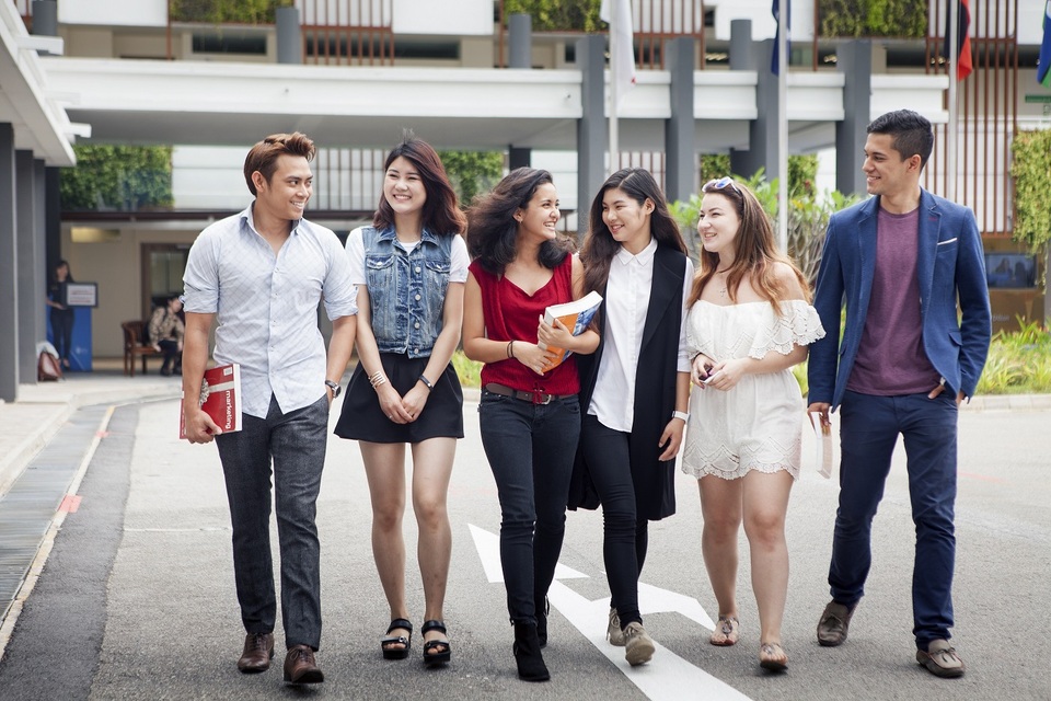 Ưu đãi độc quyền khi Du học Singapore tại ĐH James Cook - 2 Các sinh viên của JCU Singapore được học tập và sinh hoạt trong môi trường đẳng cấp quốc tế