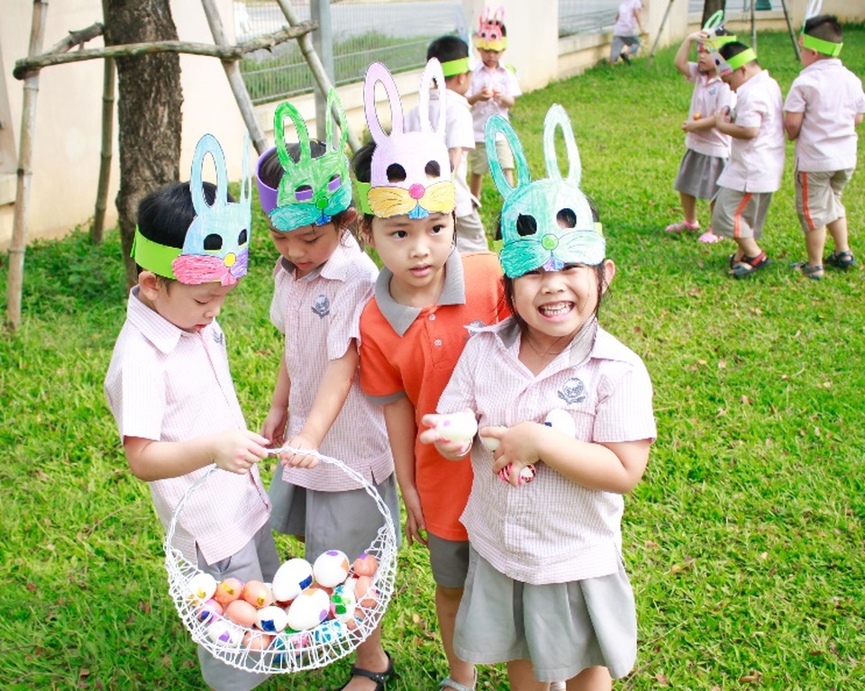 Giá Trị Phương Đông, Học Vấn Phương Tây, Công Dân Toàn Cầu - 2 Giờ học Thực tế