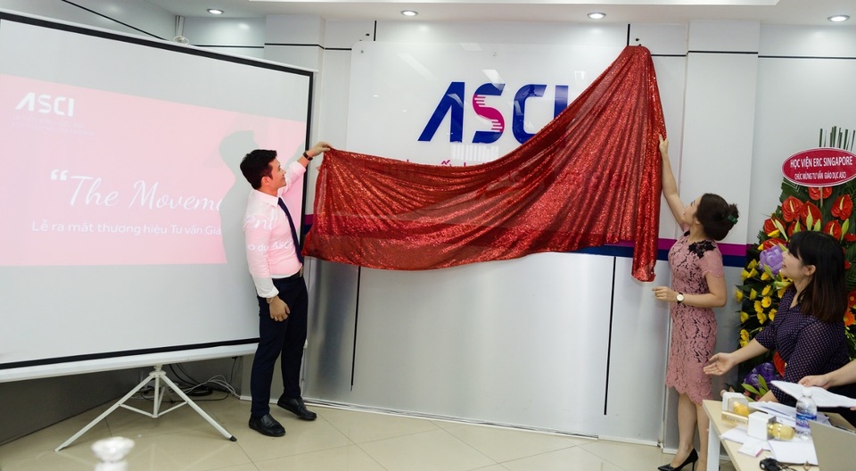 “Tư vấn Giáo dục ASCI” - thương hiệu tiên phong về hướng nghiệp quốc tế - 2
Sự ra mắt của thương hiệu “Tư vấn Giáo dục ASCI” là kết quả của quá trình nghiên cứu tâm huyết về hướng nghiệp quốc tế