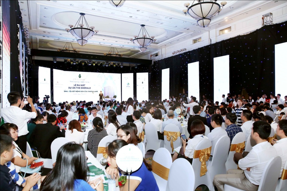 Ấn tượng buổi lễ ra mắt dự án The Emerald: Thương hiệu bất động sản của Vimefulland - 2 Ấn tượng buổi lễ ra mắt dự án The Emerald: Thương hiệu bất động sản của Vimefulland - 2