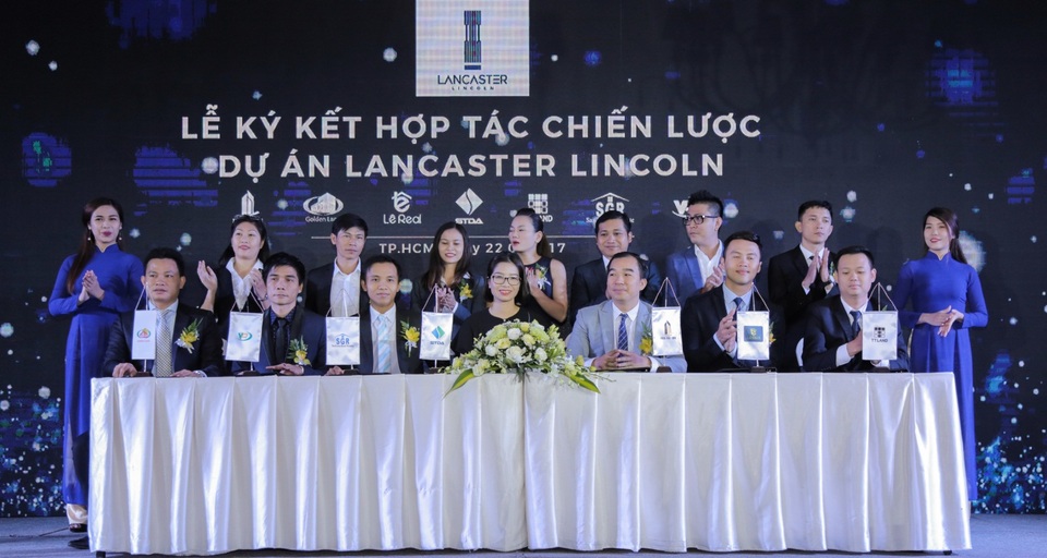 STDA Miền Nam ký kết với các đơn vị liên kết với vai trò Tổng đại lý phân phối dự án Lancaster Lincoln.