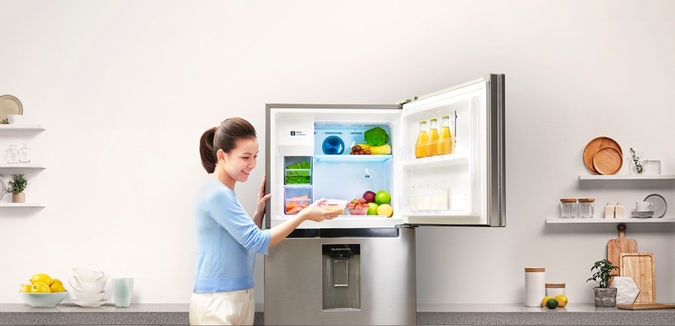 Thuỳ Lâm: "Tôi muốn tự tay nấu ăn cho các con mỗi ngày" - 2 Tủ lạnh Samsung TCP có thể biến ngăn đông thành ngăn mát để Lâm trữ trái cây nhiều hơn