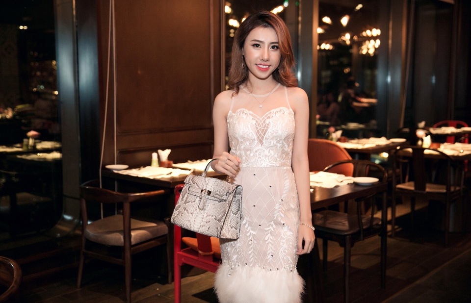 9X Hà Anvi bỏ đại học sau 3 năm trở thành PGĐ của một thương hiệu - 2 Hà Anvi đầy nghị lực luôn cố gắng để thành công trên con đường mình đã chọn