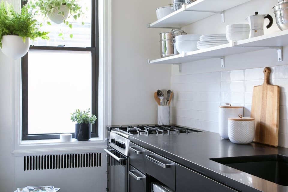 Những thói quen khiến căn bếp bừa bộn như "bãi chiến trường" - 2