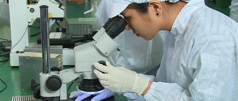 Đại học Quốc tế Bắc Hà đào tạo theo phương thức mới - 2
Giờ thực tập của sinh viên Khoa CNTT & Truyền thông - một trong các sản phẩm thực hành của các “tân Kỹ sư” Đại học Quốc tế Bắc Hà tương lai.