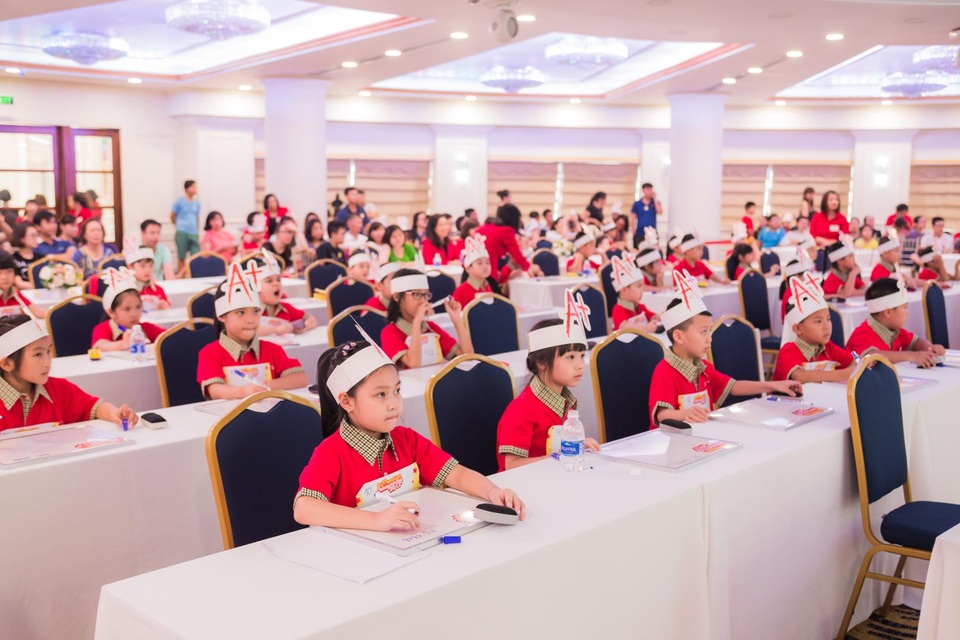 Cuộc thi Toán Tư duy - giải mở rộng lần đầu tiên tại Việt Nam - 2 Với hình thức thi theo chuẩn Mathnasium Hoa Kỳ, các em sẽ được rèn luyện sự tự tin, khả năng suy luận.