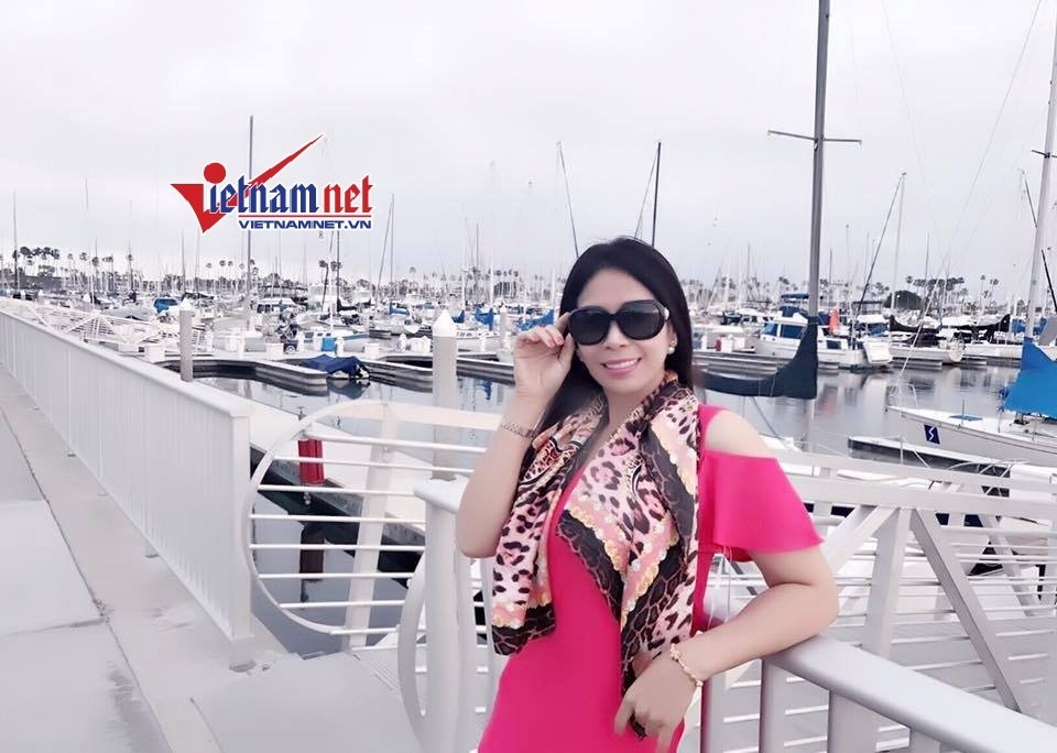 Quá khứ đau đớn không thể nào quên của em gái Lý Hùng - 3
Nữ diễn viên đình đám một thời chia sẻ cô trở lại sân khấu vì muốn thực hiện ước nguyện của cha.