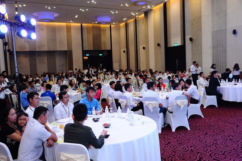 Chỉ 210 triệu đồng sở hữu đất biển Ngọc Dương Riverside, trúng ô tô Honda City - 2 Đông đảo khách hàng tham dự sự kiện bốc thăm ô tô Honda City.