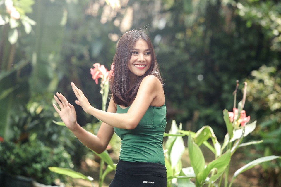 Thanh Hằng: "Chẳng ai bận rộn đến mức không có 5 phút cho chính mình" - 2 Luôn dành cho mình 5 phút mỗi ngày là cách để Thanh Hằng duy trì tinh thần lạc quan, tươi trẻ.