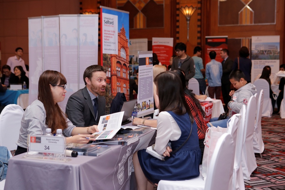 
Tư vấn trực tiếp và miễn phí tại triển lãm từ 45 trường Anh Quốc
