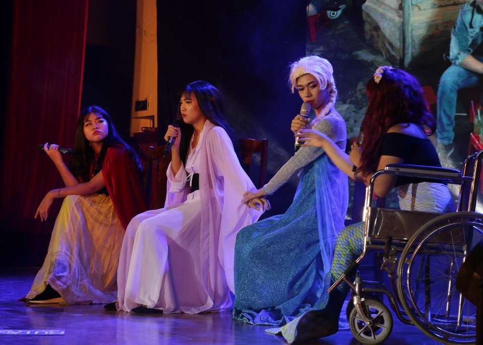 Bùng nổ đêm nhạc “Nhật ký 20” chào tân sinh viên Học viện Báo chí - 2