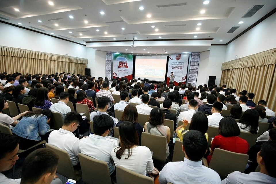 NewstarEdu: Đào tạo là sứ mệnh - Thành công là điểm đến - 2
Các khóa đào tạo sales được Newstarland tổ chức thường xuyên và bài bản