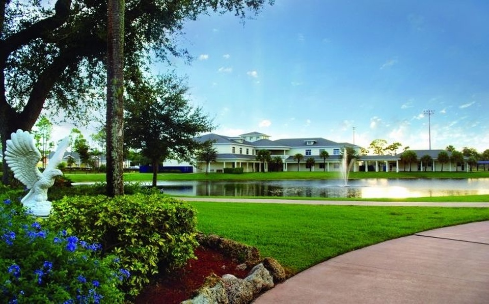 Du học bậc Trung học và cơ hội học bổng 50% - 2
1 trong những khuôn viên trường như resort của hệ thống Nord Anglia Education