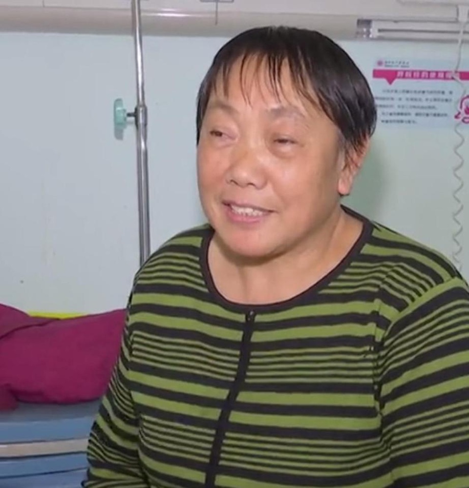 Lạ đời mũi biết... mọc răng - 2 Cô Xia không hề biết mình có răng trong mũi