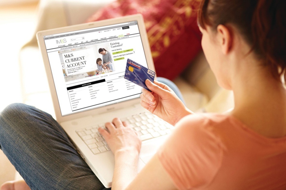 Người tiêu dùng Việt còn nhiều lo ngại khi mua hàng trực tiếp trên các trang TMĐT quốc tế