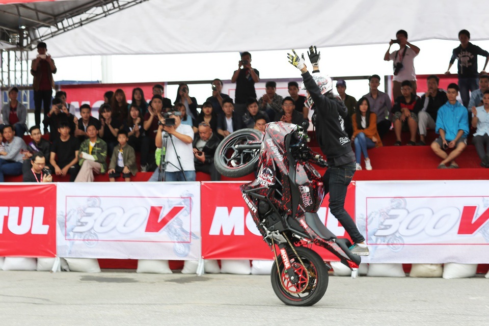Motul International Stunt Fest 2017 - Sự kiện đẳng cấp quốc tế đổ bộ TP Cần Thơ - 2 Vòng chung kết vời sự tranh tài của các Stunter Việt Nam và các nước trong khu vực Châu Á