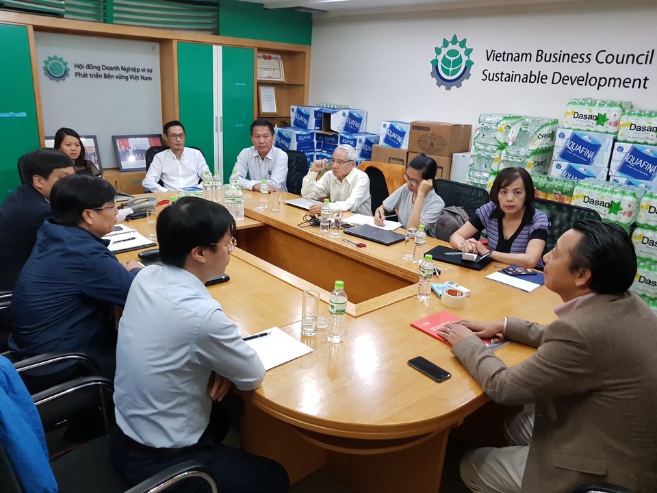 Sắp công bố 100 doanh nghiệp phát triển bền vững Việt Nam 2017 - 2 Hội đồng xét duyệt của Chương trình họp và làm việc trước Lễ công bố các doanh nghiệp bền vững