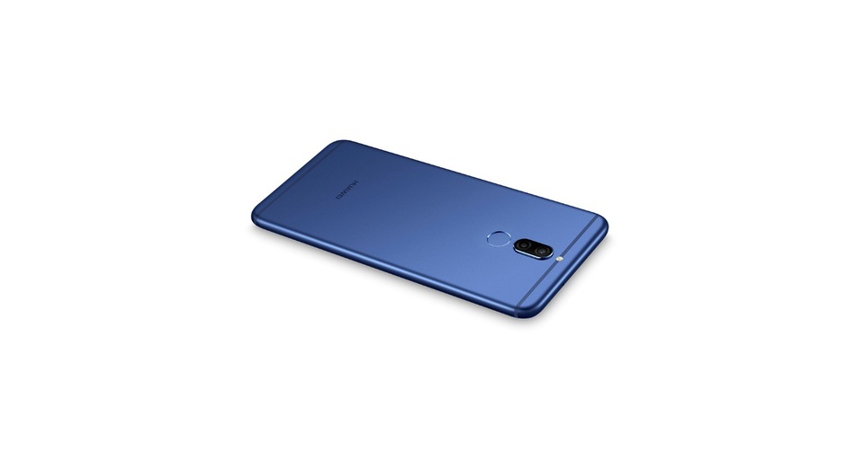 Blue Aurora - chấm phá mới trong cuộc chơi sắc màu của đại gia smartphone - 2 Phần thân kim loại nguyên khối phủ mượt vỏ xanh đậm đà, ôm trọn từ phần lưng và khung viền. Các nút vật lí cũng được làm đồng màu xanh bắt mắt. Nét chấm phá nằm ở dải antena mặt lưng, có màu xanh sẫm. Tất cả hòa quyện đồng nhất rất đẹp và thu hút