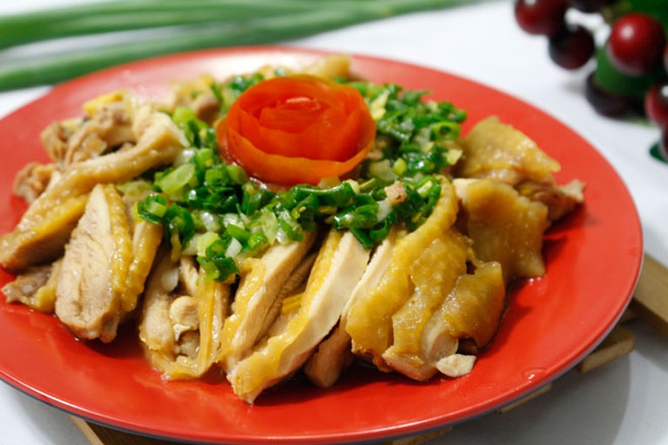 Thịt gà hấp mỡ hành mềm ngọt, béo ngậy ngon không cưỡng nổi - 9 Thịt gà hấp mỡ hành mềm ngọt, béo ngậy ngon không cưỡng nổi - 9