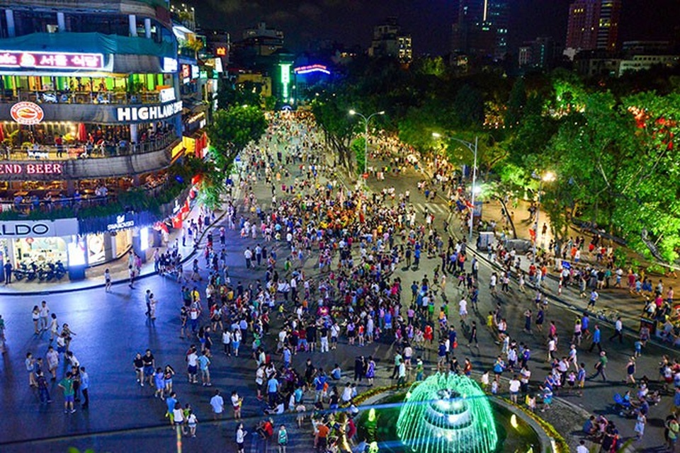 Những địa điểm chơi Noel đẹp ngỡ trời Âu giữa lòng Hà Nội - 7 Những địa điểm chơi Noel đẹp ngỡ trời Âu giữa lòng Hà Nội - 7