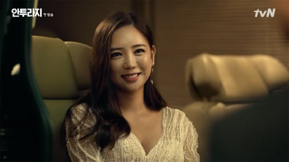Những người đẹp "một phút nổi như cồn" nhờ cảnh khoe thân - 23 Những người đẹp "một phút nổi như cồn" nhờ cảnh khoe thân - 23