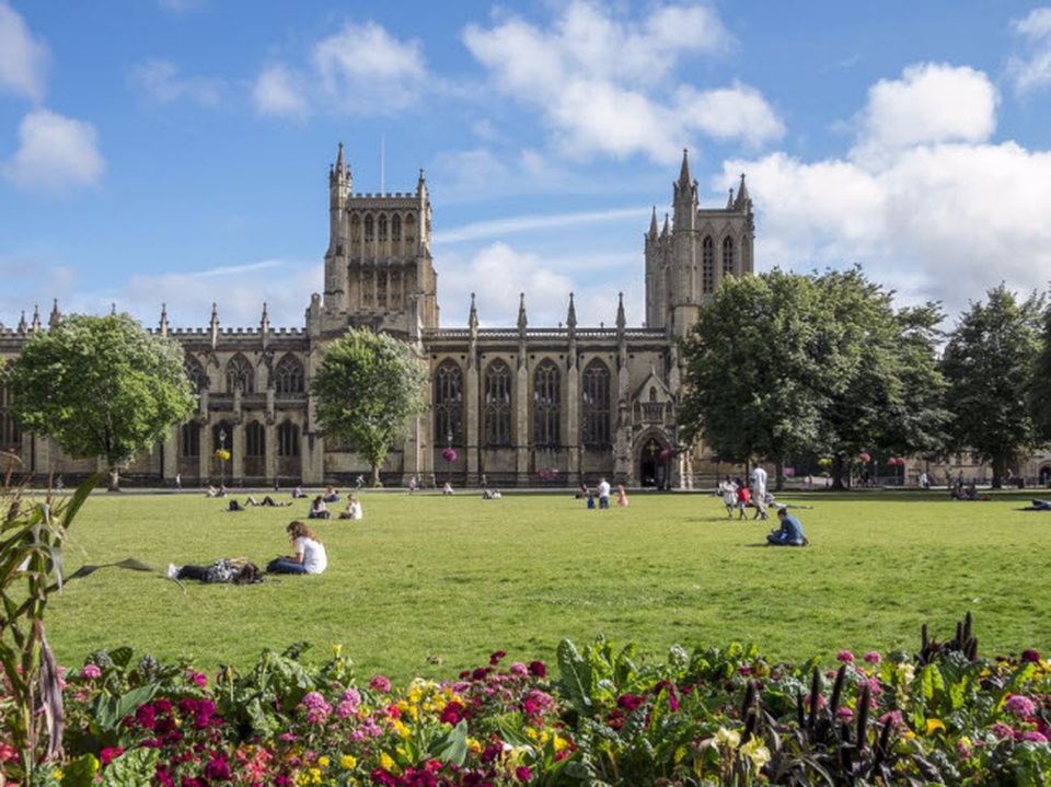 30 thành phố là niềm mơ ước sống của người trẻ - 25 30 thành phố là niềm mơ ước sống của người trẻ - 25