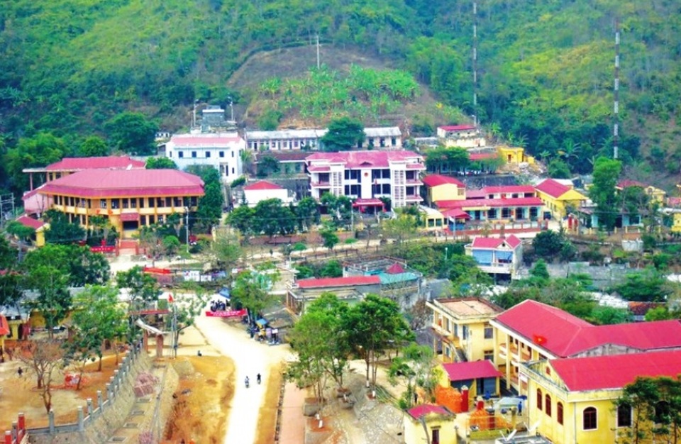 Chiếc máy cày - kỷ vật thiêng liêng Bác Hồ tặng Thanh Hóa - 29 Hình ảnh đổi thay của thị trấn huyện Mường Lát - một trong những huyện nghèo nhất cả nước