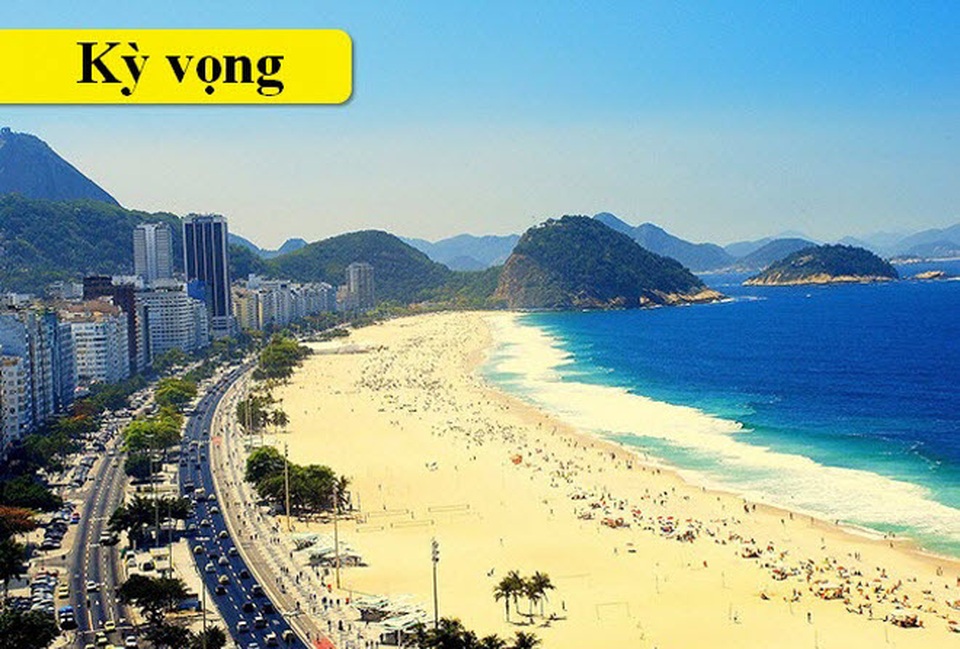 Thực tế phũ phàng tại 15 địa điểm du lịch nổi tiếng - 29