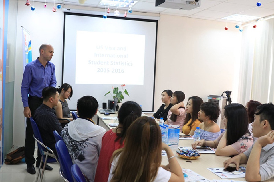 Visa du học Mỹ trong tầm tay cùng chương trình Luyện phỏng vấn Mỹ 1:1 - 3 Visa du học Mỹ trong tầm tay cùng chương trình Luyện phỏng vấn Mỹ 1:1 - 3