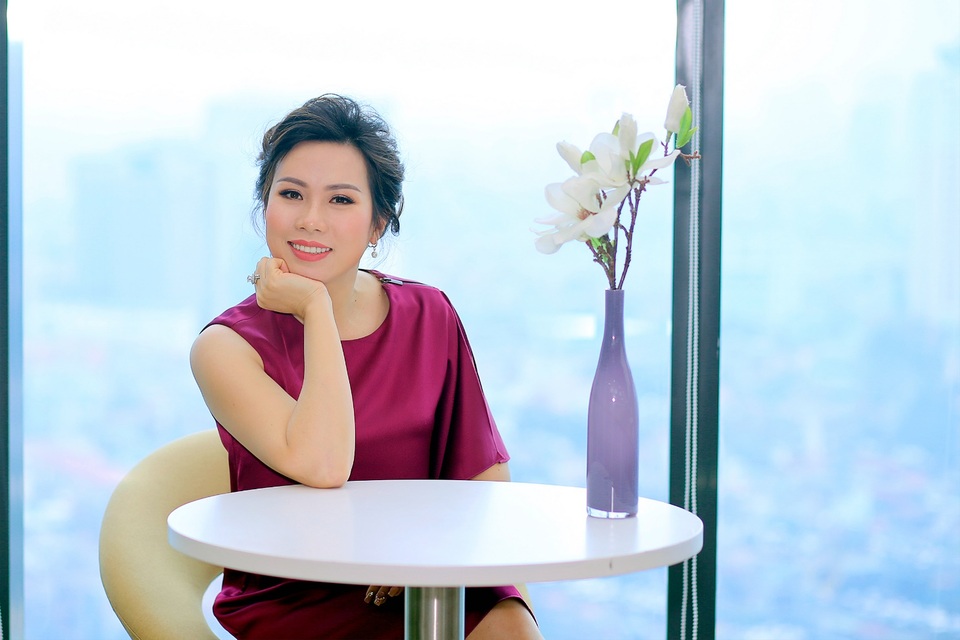 CEO Phạm Thị Vân Hà: Thách thức càng lớn, cơ hội càng nhiều - 3
Chị giống như “một dòng nước mềm mại nhưng mạnh mẽ có thể chảy ở bất cứ đâu”