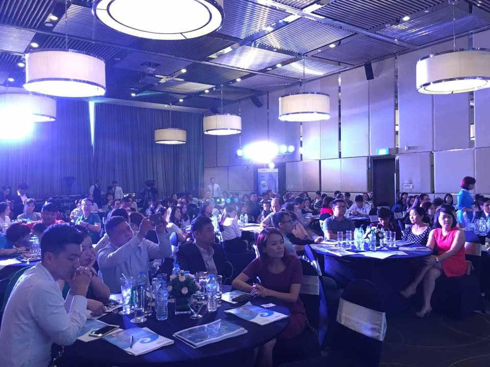 Hé lộ lý do nhà đầu tư chen nhau đón VNG Nam tiến - 3 Hé lộ lý do nhà đầu tư chen nhau đón VNG Nam tiến - 3