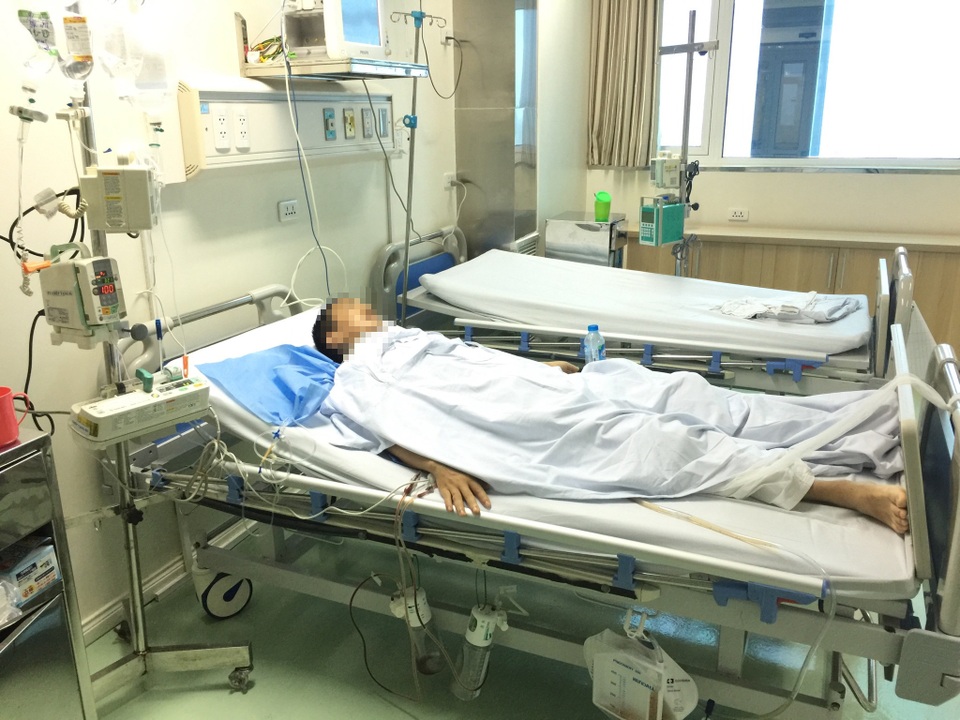 Thêm 4 người được tái sinh từ người chết não hiến đa tạng tại BV Hữu nghị Việt Đức - 4 Thêm 4 người được tái sinh từ người chết não hiến đa tạng tại BV Hữu nghị Việt Đức - 4